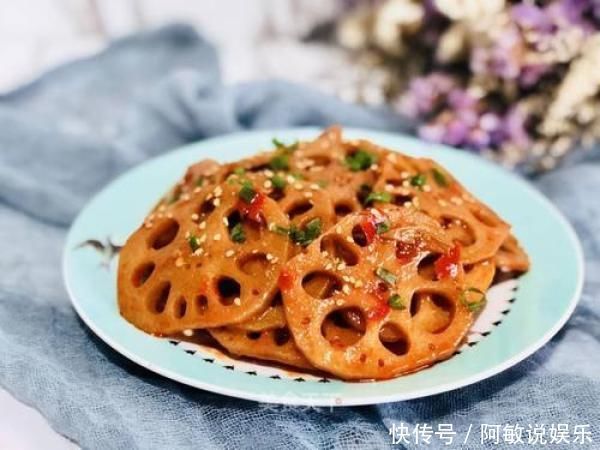 吃货美食香菇鸡块，麻辣藕片，小葱拌豆腐，美味鱼尾的做法