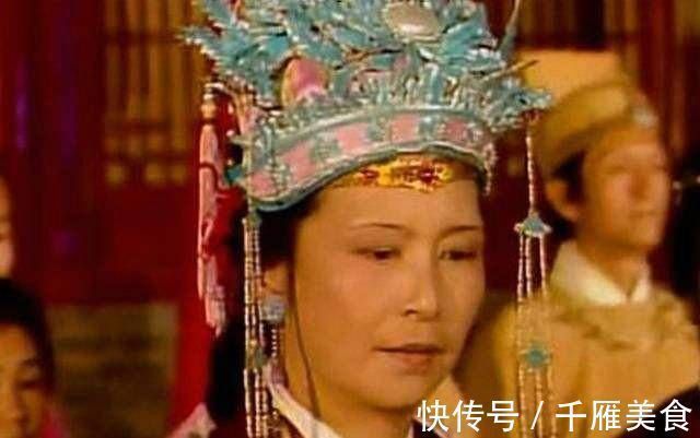 贾敏@红楼梦王家的家教,从3个女人能看出来,2人略识字另1人是文盲