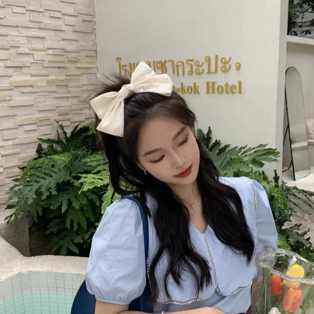 小姐姐 这4个超显脸小的发型,不用染不用烫就能搞定!