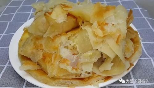 面团|烙饼这样做才好吃，开水一烫，张张柔软又劲道，比手抓饼还好吃