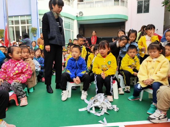 呕吐|预防传染，科学防控！ ——夹江机关幼儿园开展秋冬季传染病预防知识宣传及突发诺如病毒演练