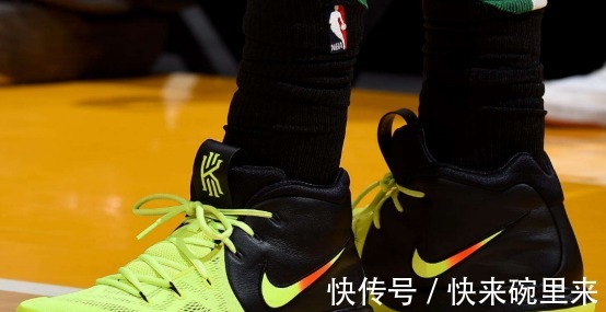 李小龙 NBA赛场中,好评率最高的球鞋,你喜欢那个!