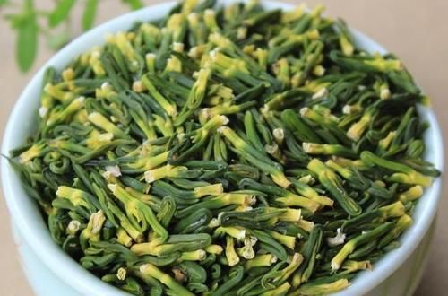 柿子饼|女性到了中年，不妨常吃三种食物，疏通血管，延缓衰老，排毒清肠