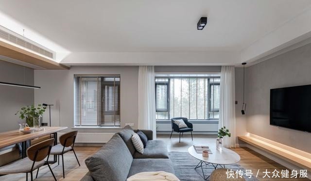 收纳|难怪“横厅”结构的新房,越来越受欢迎,看了她家才知道有多爽!