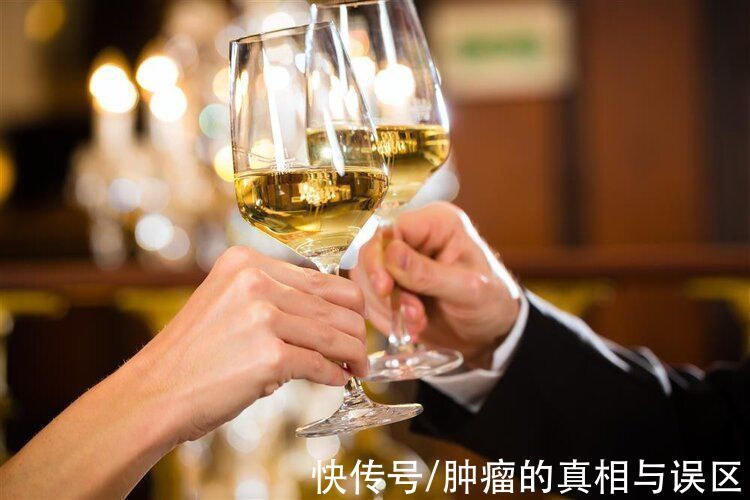 患癌|不喝“大酒”就没事?调查超千万人发现:常喝小酒或更易患癌