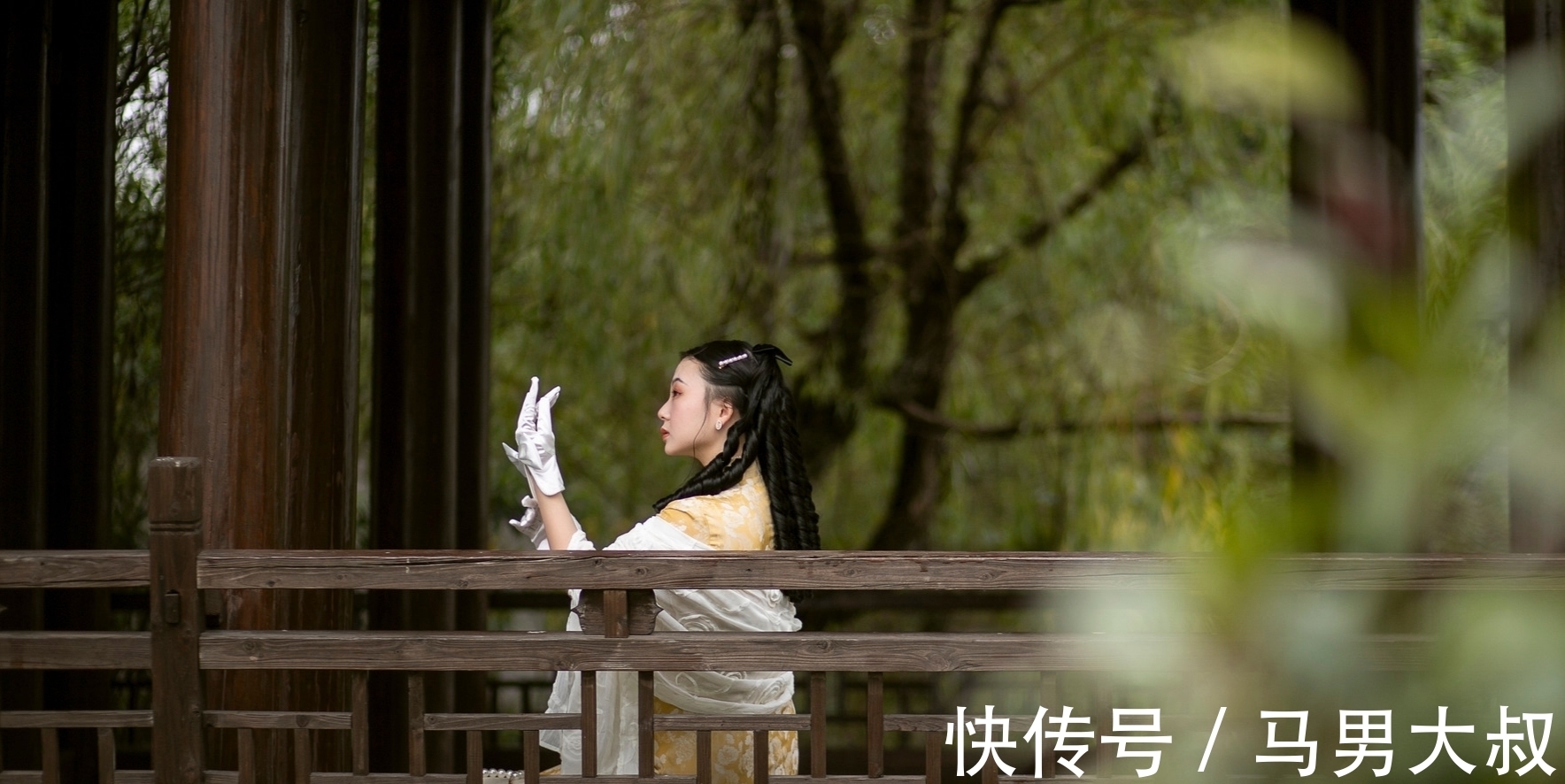 双星会!咏花·七律·二十四首丨他日春残浮俗态,鹃啼泪雨瘦芳姿