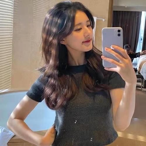 漫画 剪对刘海=换张脸!今年流行这4款刘海发型,谁剪谁好看!