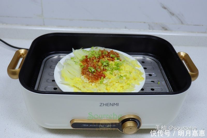 大白菜新吃法,不炒不炖,蒸一蒸热乎乎,香辣可口,很好吃!