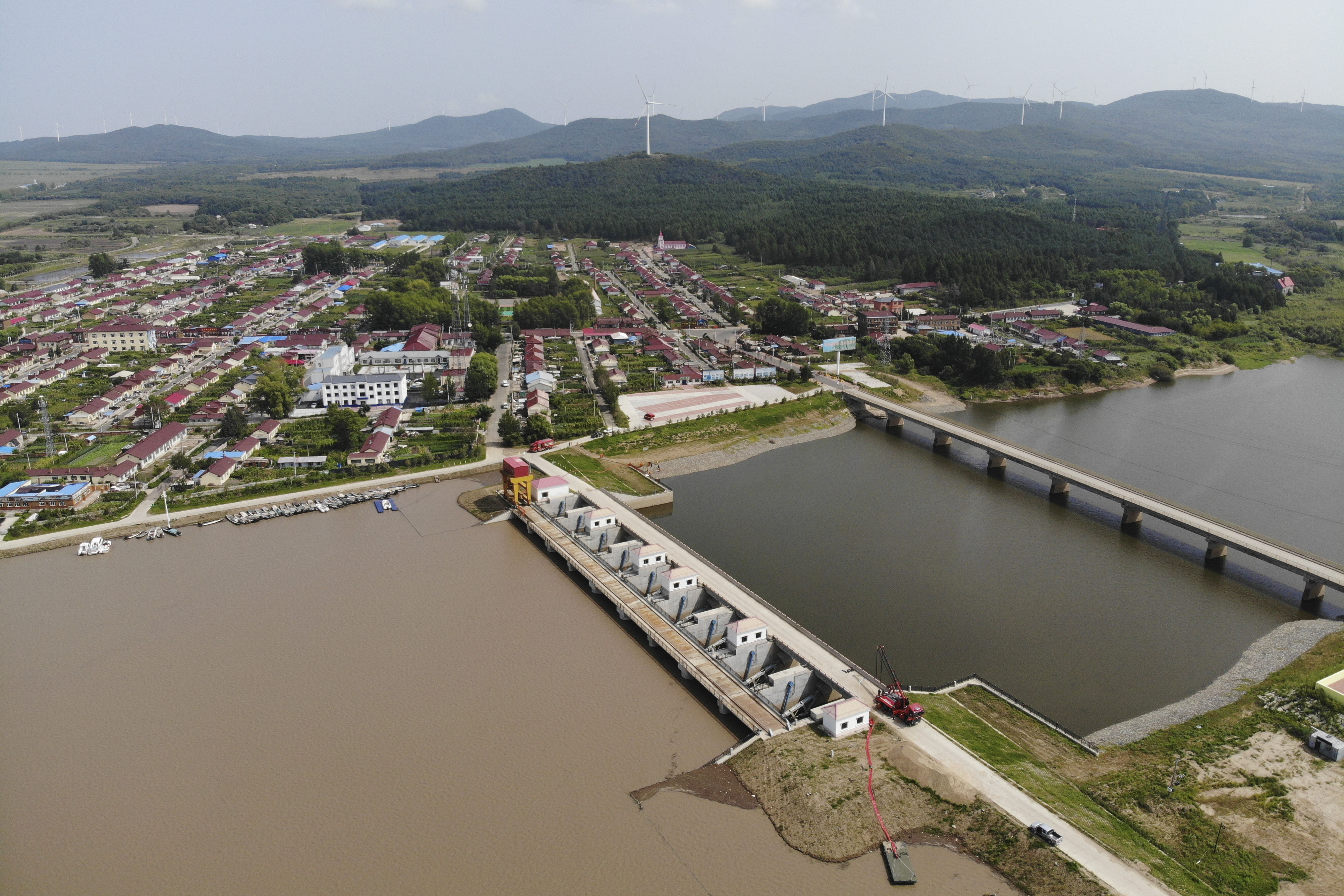 “人防+技防”筑牢安全堤坝——黑龙江干流洪峰同江段一线见闻|防汛抗洪| 技防