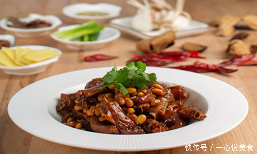 教你做鸭肉，学会它，做法简单，这才是地道的“米饭好拍档”