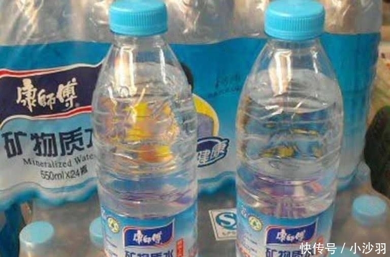 超市中受欢迎的4种“矿泉水”到底哪一种才是真的矿泉水终于真相大白了