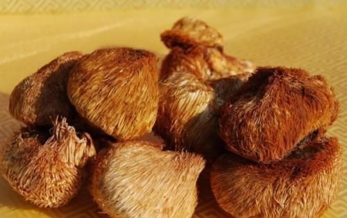 消化|吃一次相同于半月不消化,父母还在喂孩子吃,医生:脾都烂完了