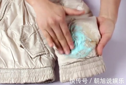 外套上沾了油污难清洗奶奶教我用这招，只需1分钟轻松洗干净