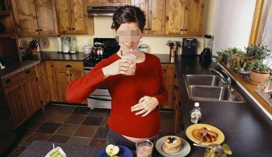 胎儿|产妇手环颜色有“讲究”,绿色手环成“香饽饽”,紫色手环有危险