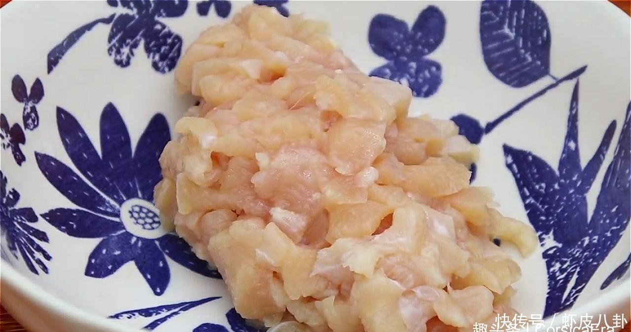 糯米的简单做法真好吃，不炒不煮，鲜香软糯，每次上桌都控盘