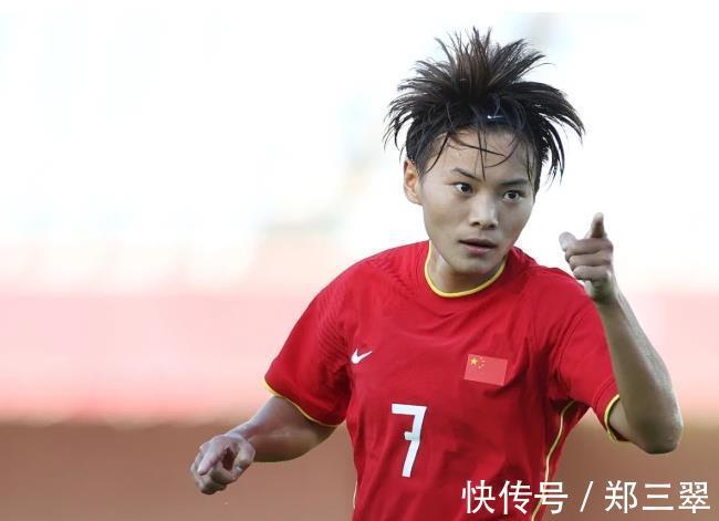 张馨|另类视角:水庆霞4比0胜台北,但贾秀全35分钟进5球