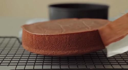  巧克力糯米糍，浓郁巧克力酱包裹软弹糯米糍，香甜可口