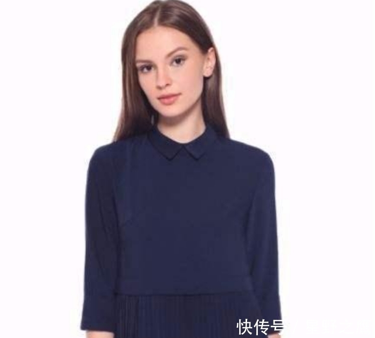 女性@画家画出巨幅女性出水图,一幅画占据整个墙面,形象逼真动人