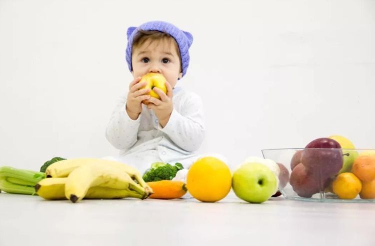 黑暗料理|秋冬多给孩子吃这三种水果，能提高孩子的免疫力，孩子也能少生病