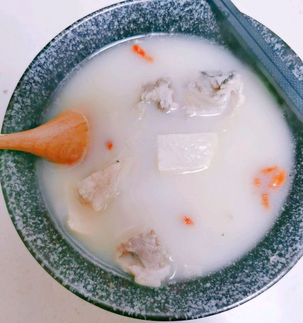 冻豆腐|鲫鱼豆腐汤