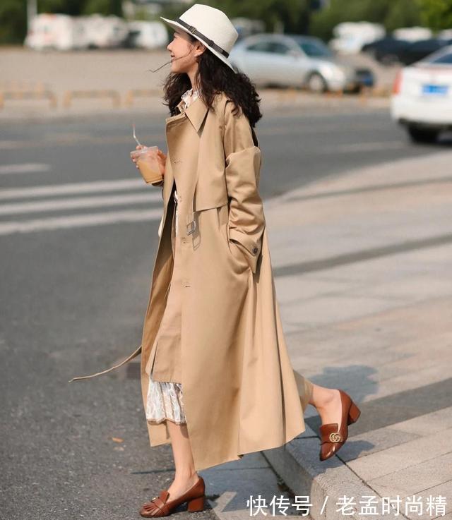 女人|30岁+女人的优雅减龄穿搭,简约大气又时尚,毫不费力穿出高级感