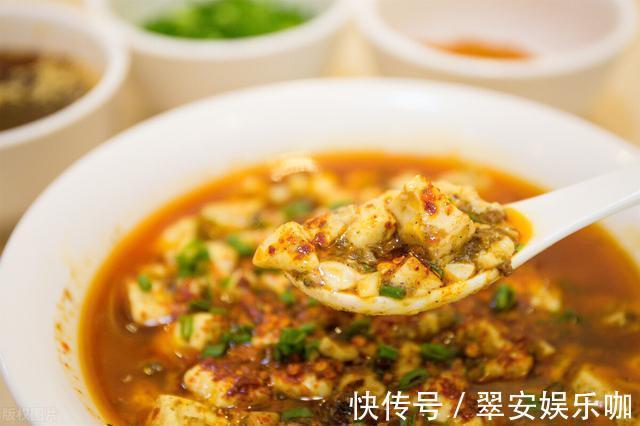 江湖菜|教你快速掌握酸菜鱼的正宗做法,做出来好吃不腻,易下饭