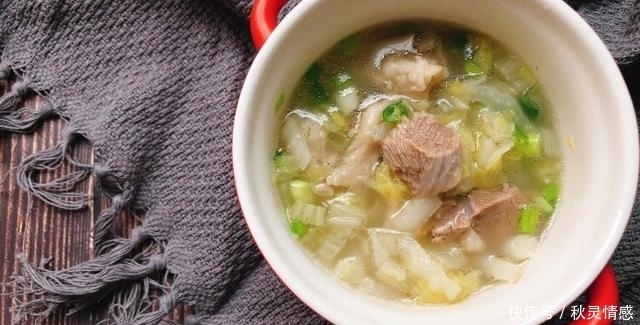 腥味|炖羊肉汤时,记住3个不要,羊肉鲜香爽口,还没有腥味