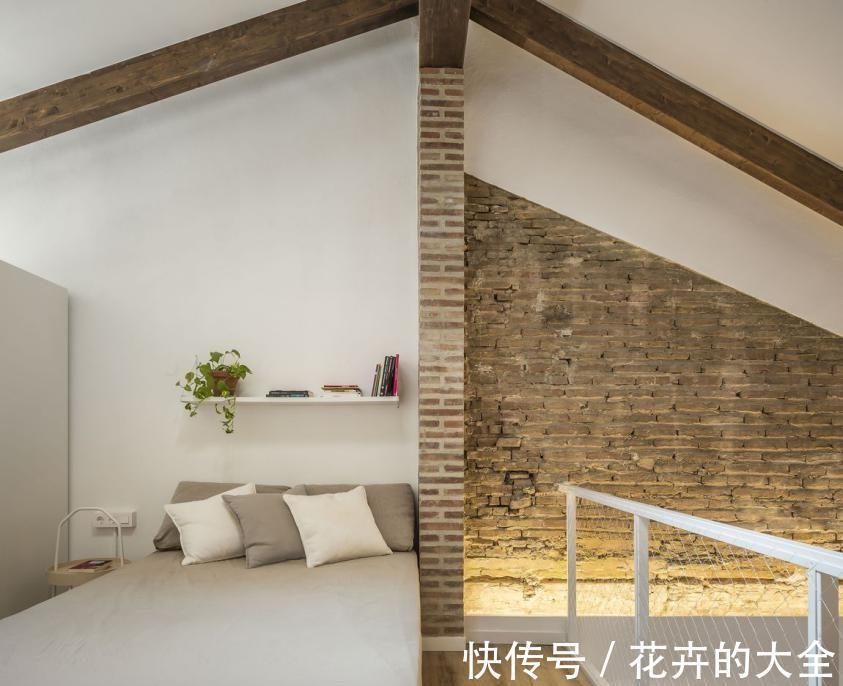 农家小院|改造69㎡瓦房，搭建楼板变2层“别墅”，后院一捯饬别有一番风景