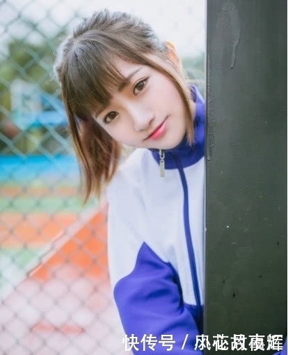 中国为什么不把“汉服”改成校服?校长说出大实话,万万没想到!