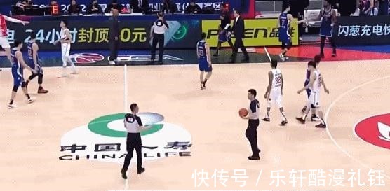 上海队|不讲武德,国骂回怼!李春江不惯着马布里的臭毛病为本土教练立威