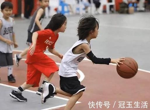 身高指标|新版“儿童身高指标”出炉,10岁140算矮了,家长:怎么长的