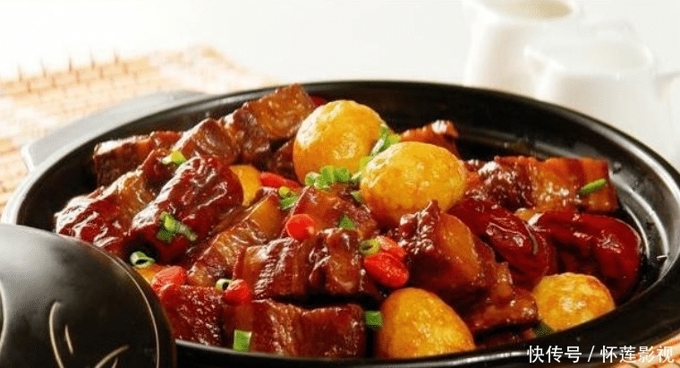  百叶|红烧肉是一道非常有家乡味道的菜，可以去做给自己的父母尝一下