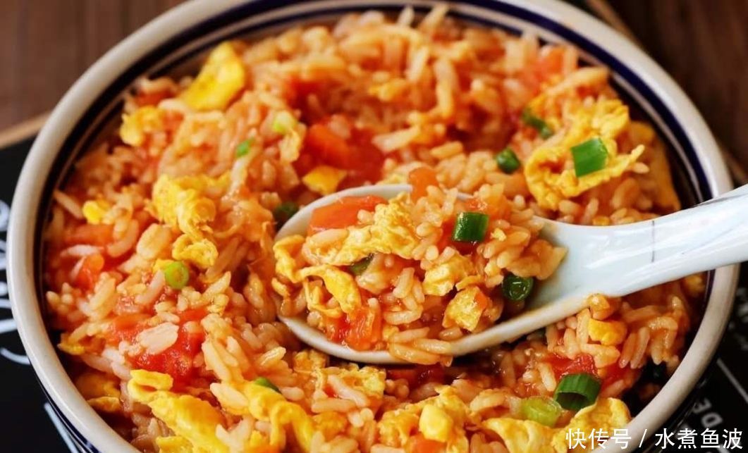 简单|巨简单5分钟就搞定的西红柿鸡蛋饭,好吃到舔盘