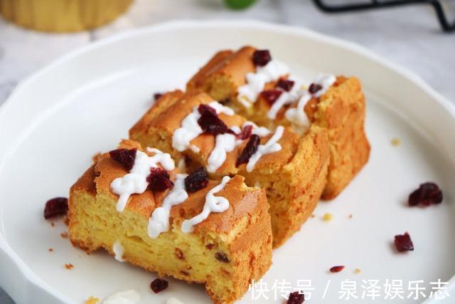 小米蛋糕|小米也能做蛋糕没有烤箱也无妨，蒸完松软又香甜