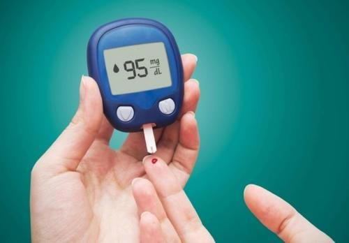 血糖控制|一半糖尿病患者可能出现黎明现象，清晨高血糖原因如何？带您了解