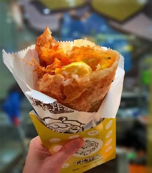 吃遍大连-街头巷尾的那些诱人的小吃，总想从头到尾再吃一遍~