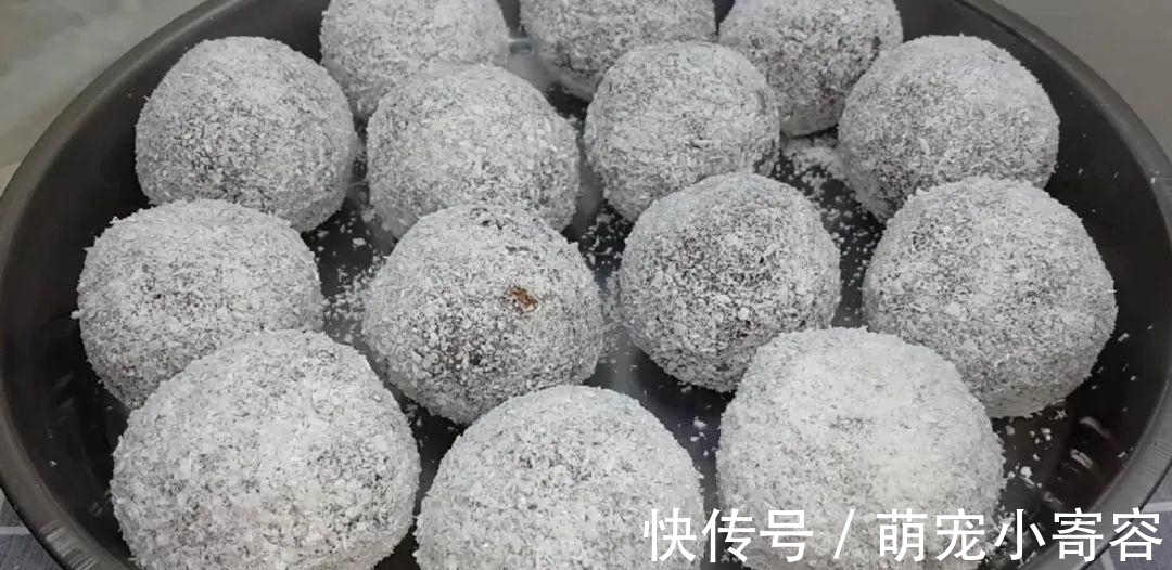 红豆糯米糕|糯米粉这样做才简单，加半斤红豆，软糯又香甜，学会都能开店了