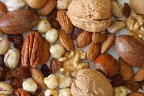 零食|女人别太节俭!常吃4种“零食”,补充雌激素,胜过去“美容院”