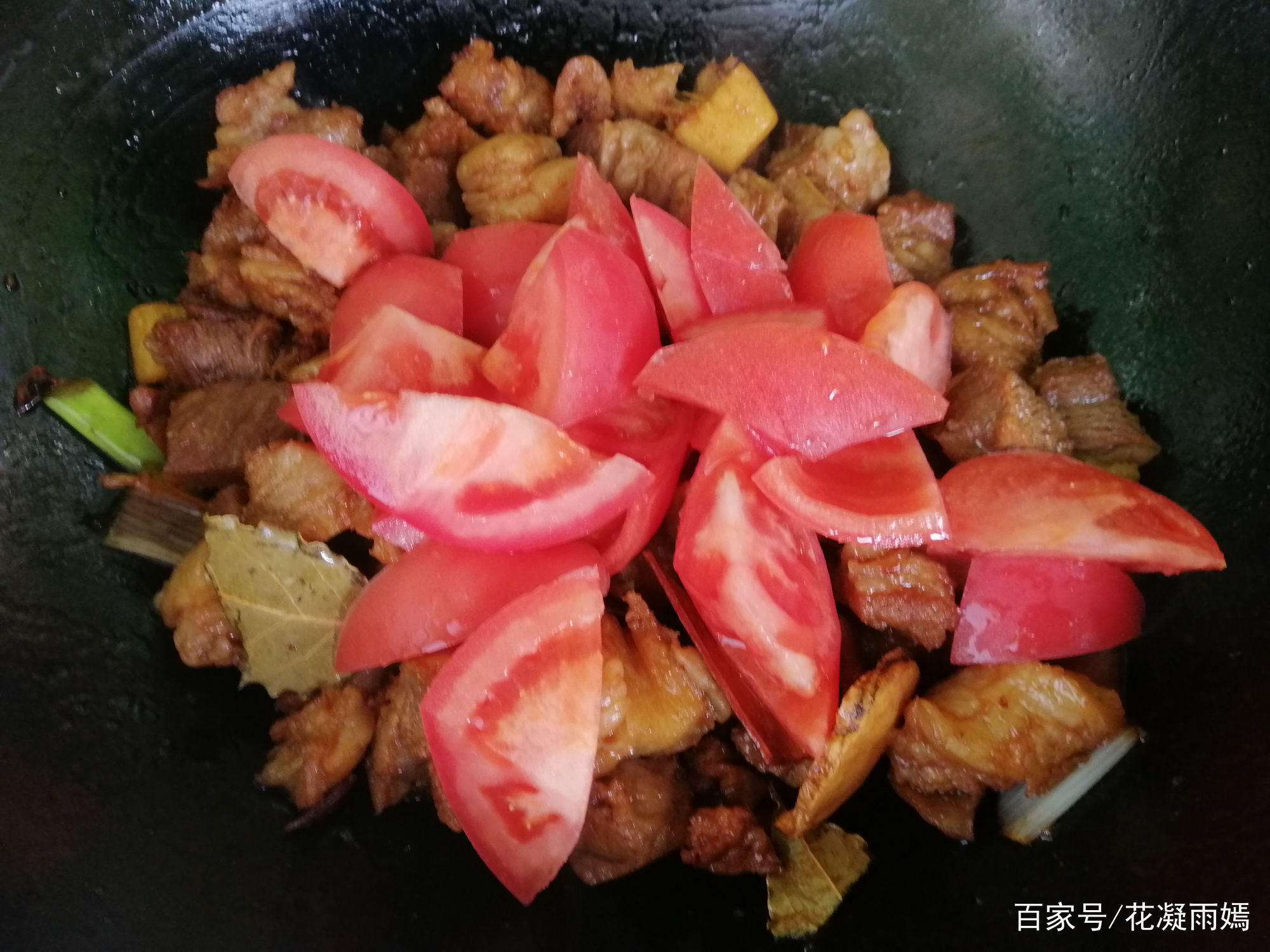 炖牛肉时,加入这2样东西,30分钟炖的软烂入味,不老不柴超级香