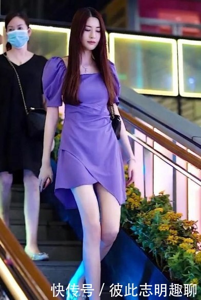 性感|路人街拍,羞涩可人的小姐姐,大长腿十分亮眼,尽显性感女人味