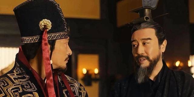 马超|马超归降刘备，其实是曹操蓄谋已久的阴谋，关羽张飞永远不懂！