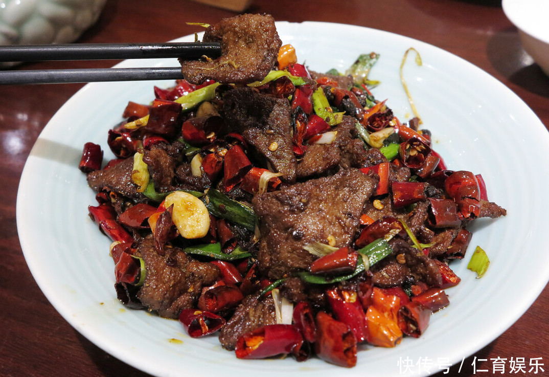 不腥|炒猪肝时,学会这样腌制,炒出来的猪肝特别嫩,一点都不腥