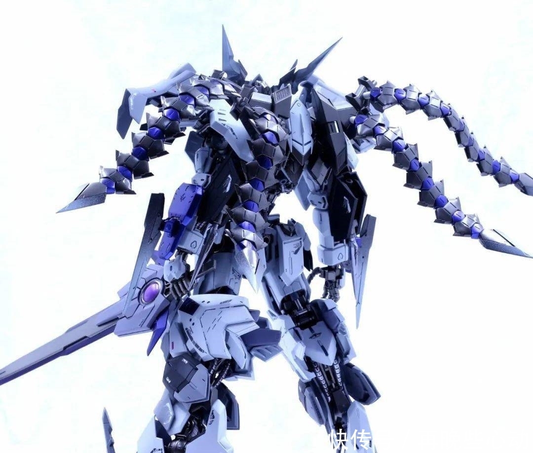 骑士|MG巴巴托斯苍白骑士造型大改造,绝了