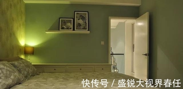 蓝灰色|150㎡现代美式, 复式楼的过道, 利用得真巧!