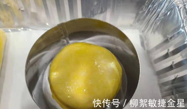 炼乳|用千层饼皮做酥皮月饼这个可以！奶黄芝士芋泥等3种口味任你选！
