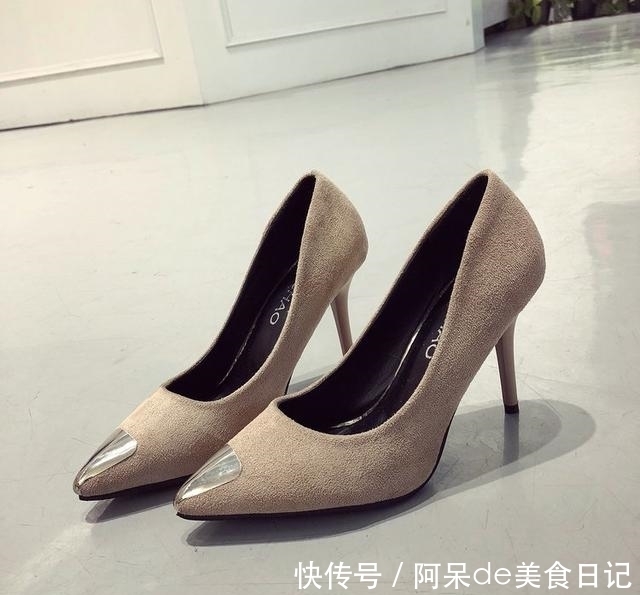今年流行的女高跟鞋,显高舒适还不累脚,春节穿特有面