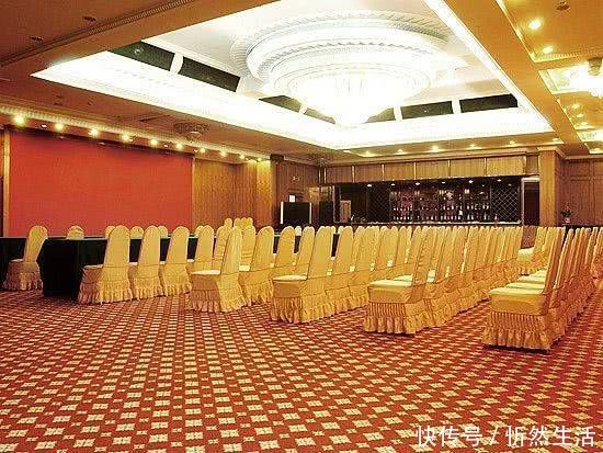 中国最安全的宾馆，住一晚收费4万没人敢查，还有武警在门外把守