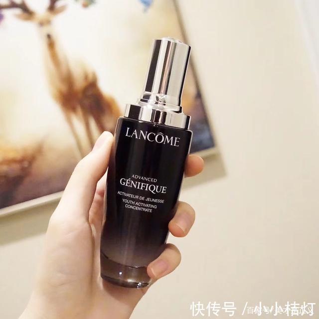 女人到了30岁，这4款精华就拉黑吧，噱头大实力却差，真不咋地