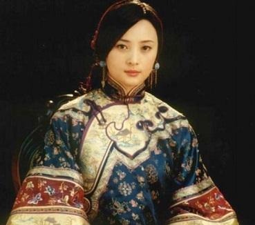 文绣|男子娶印刷厂女工为妻,6年后,妻子坦诚是末代皇帝溥仪的皇妃