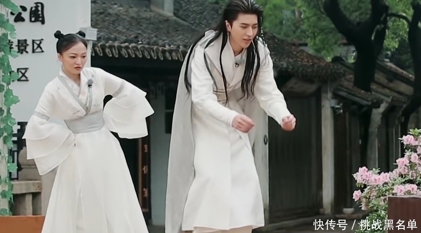 节目 靠着一个东北人,《奔跑吧》为大家带来一期精彩的节目,笑点不断